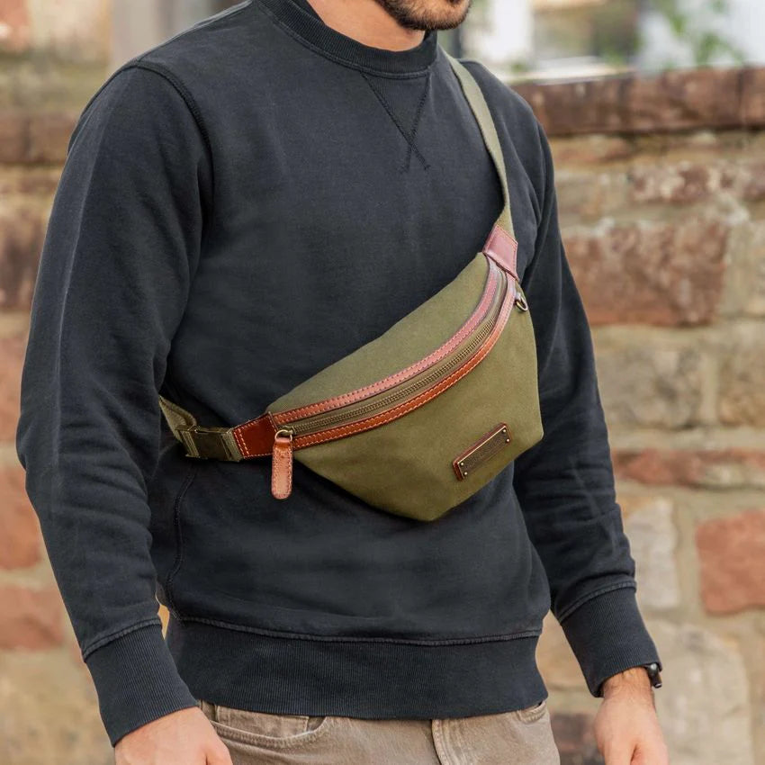 DRAKENSBERG Bum Bag »Mike« Olive-Green