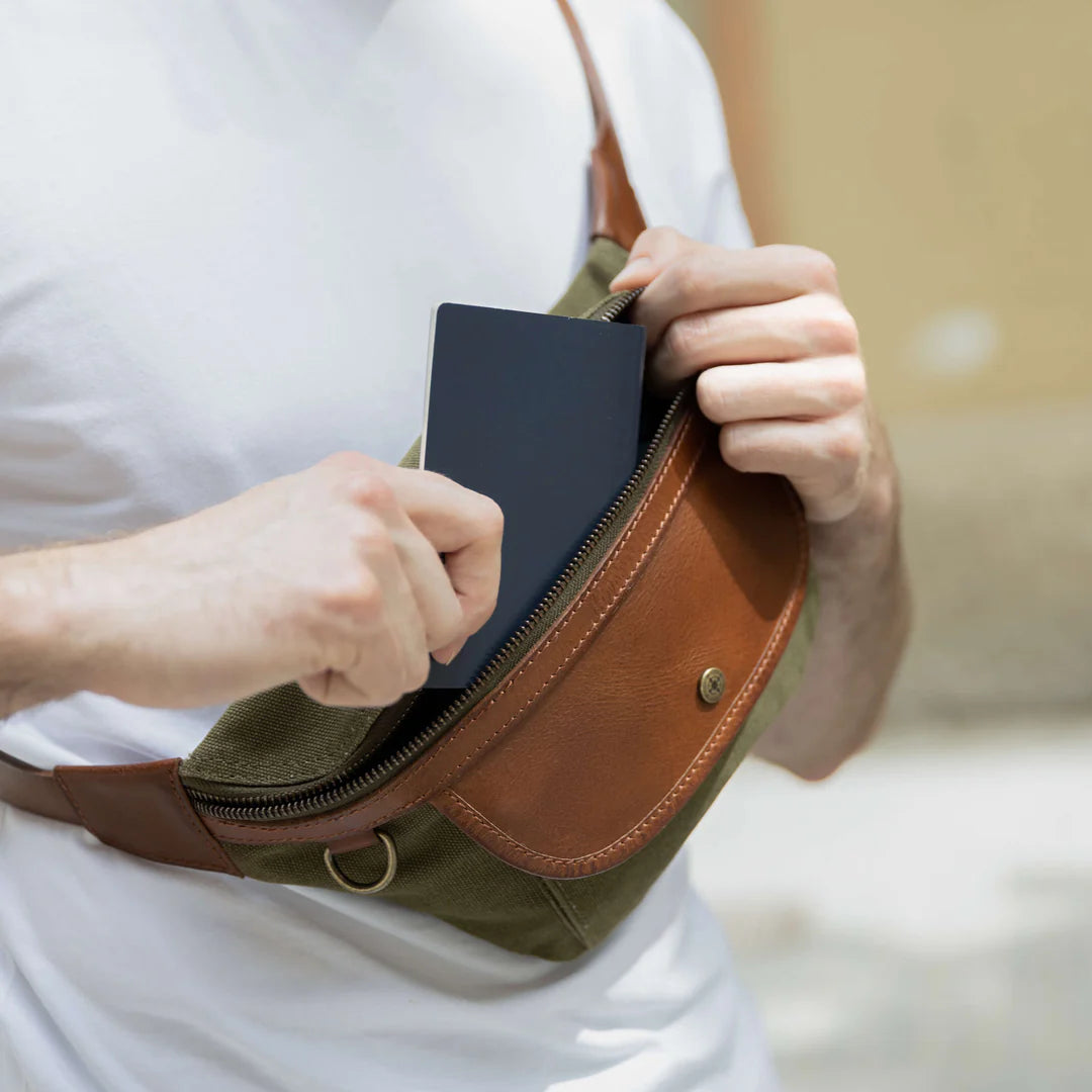 DRAKENSBERG Bum Bag »Sean« Olive-Green