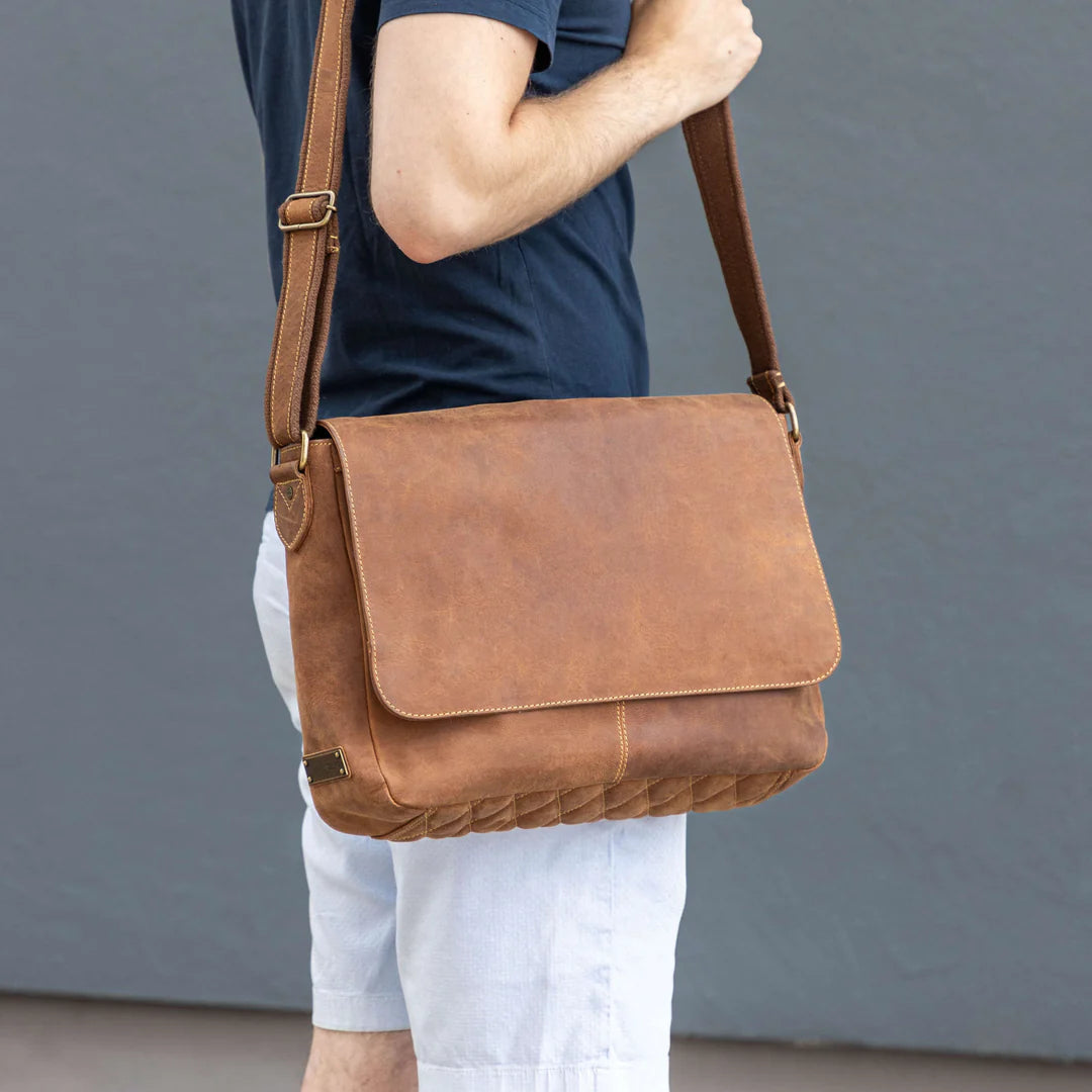 DRAKENSBERG Messenger bag »Leon« Havana-Brown