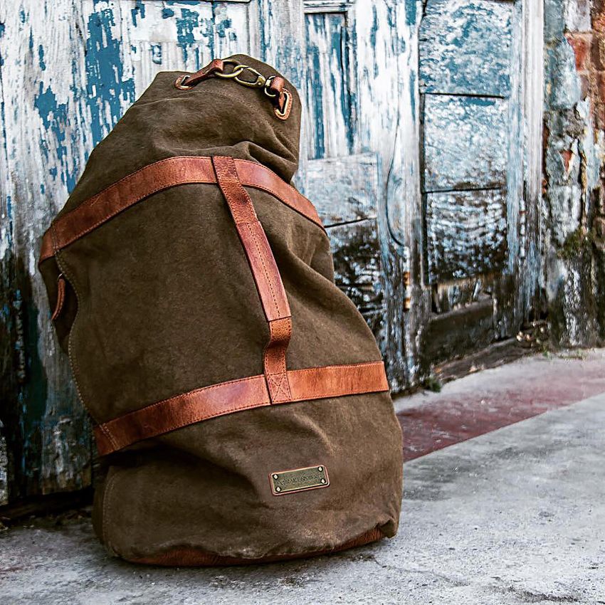 DRAKENSBERG Duffle Backpack »Robin« Olive-Green