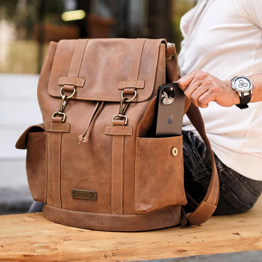 DRAKENSBERG Backpack »Bruce« Havana-Brown