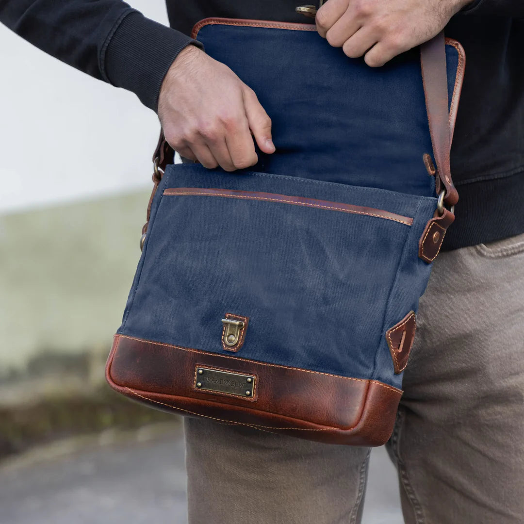 DRAKENSBERG Shoulder Bag »Nate« Ocean-Blue