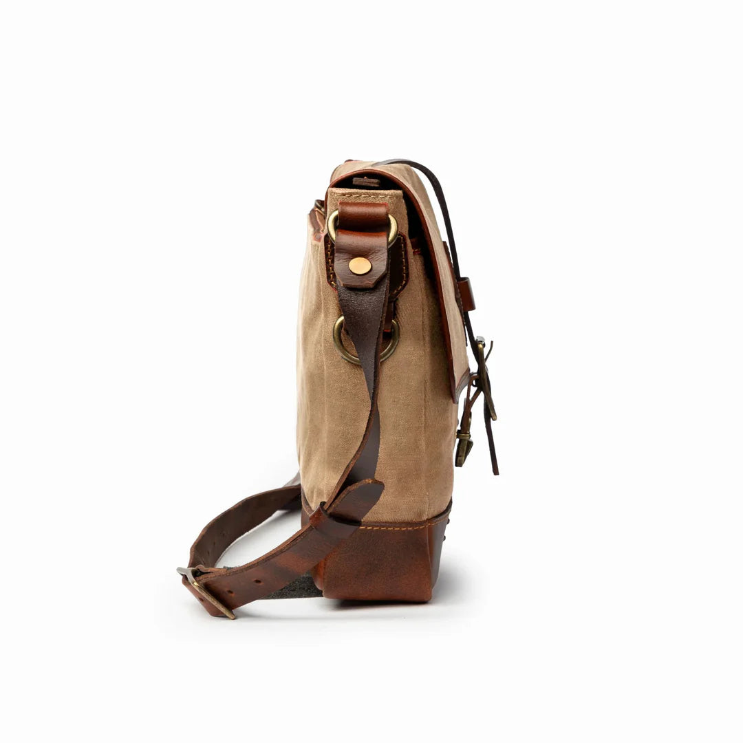 DRAKENSBERG Shoulder Bag »Nate« Sand-Storm